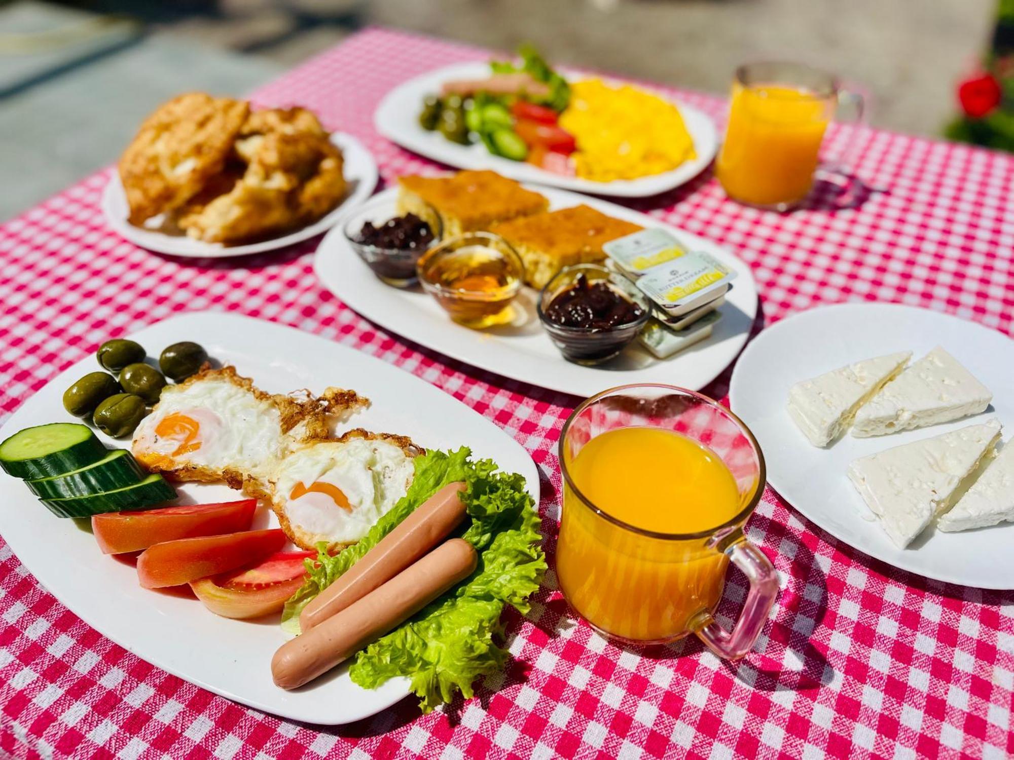 Vila Emen Ksamil Luaran gambar